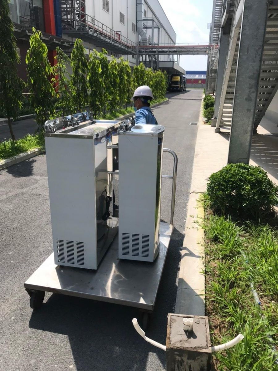 Máy lọc nước 06 vòi nóng lạnh