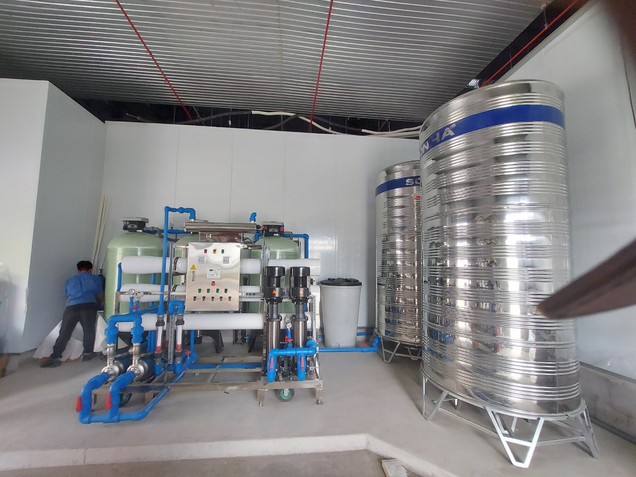 TRANG TRẠI CHĂN NUÔI GIA CẦM CÔNG NGHỆ CAO BA HUÂN - Hệ thống lọc nước RO công suất 144m3ngày đêm