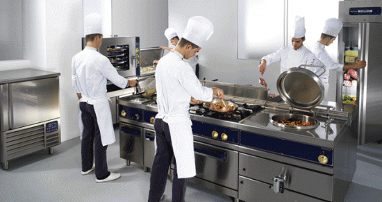 Máy lọc nước nào dùng cho bếp ăn công nghiệp, công ty suất ăn công nghiệp?