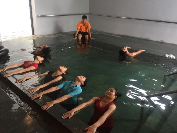 THIẾT KẾ THI CÔNG BỂ THỦY TRỊ LIỆU DÙNG CHO CÁC PHÒNG TRỊ LIỆU PHỤC HỒI CHỨC NĂNG TẠI CÁC BỆNH VIỆN